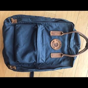 Beautiful Fjallraven 15’ backpack.